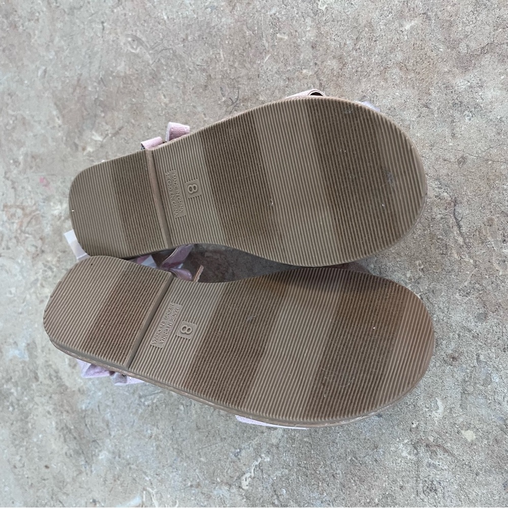 Old Navy Toddler Sandals - Picture 2 of 4